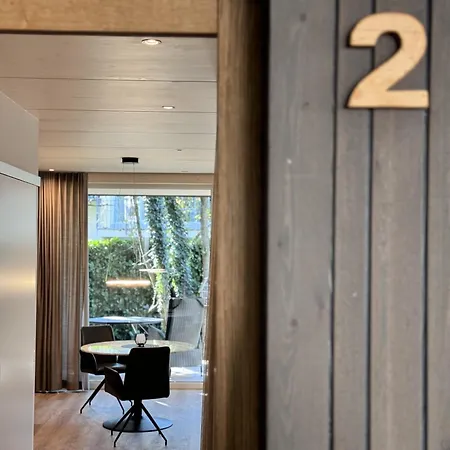 Schatzkiste 2 아파트 울딘겐물호펜