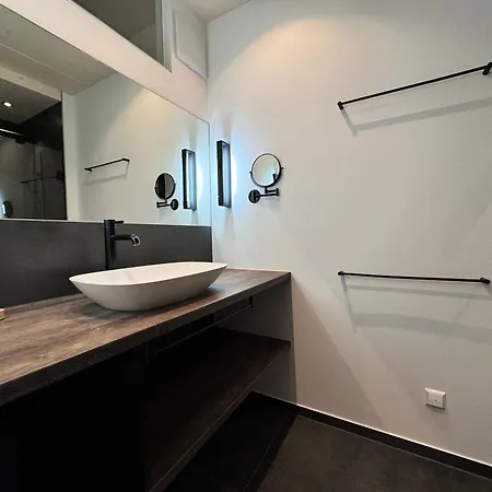 Schatzkiste 2 아파트 울딘겐물호펜